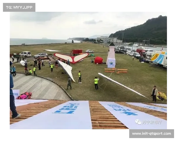 万宁公开赛首日亮点频出，切鹰抓鸟展现球员果岭边技巧